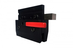 折彎?rùn)C(jī)夾具的特性